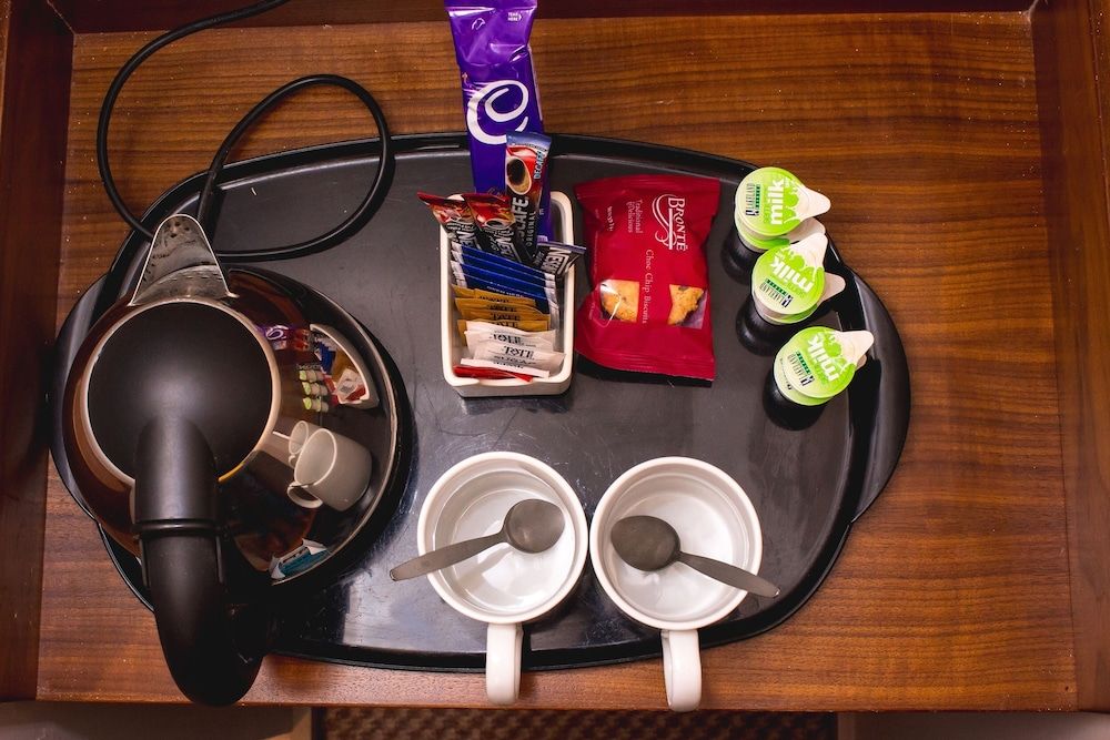 Humber Royal Hotel Balcony King Room 5