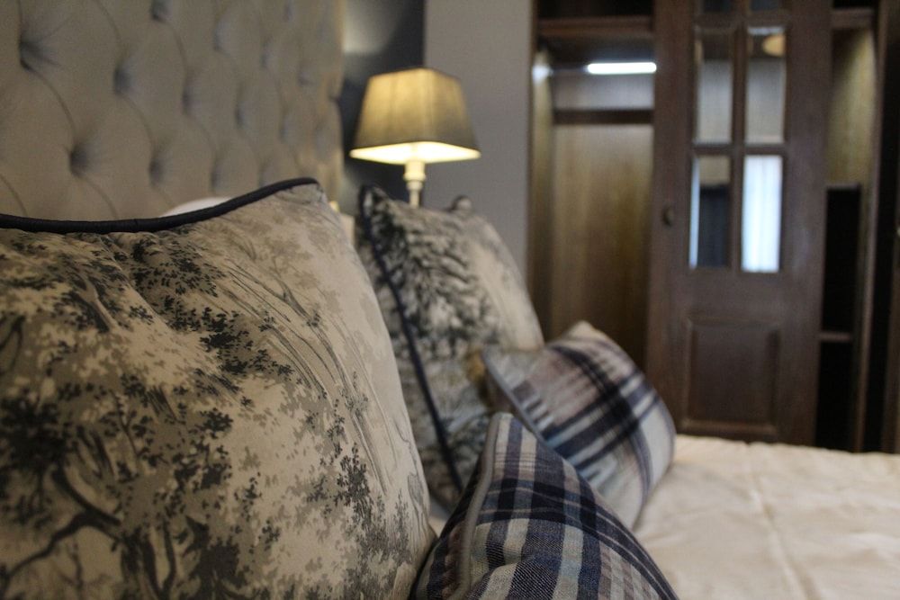 Red Dragon Inn Deluxe Double Room, Ensuite 8