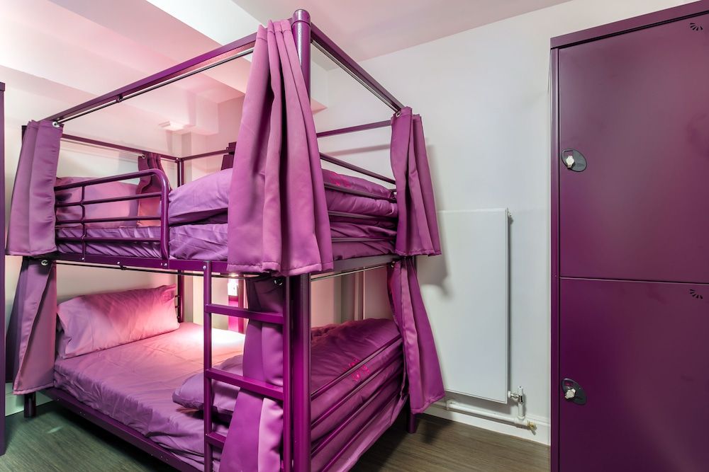 Shared Dormitory, Women only, Private Bathroom (6 Beds)