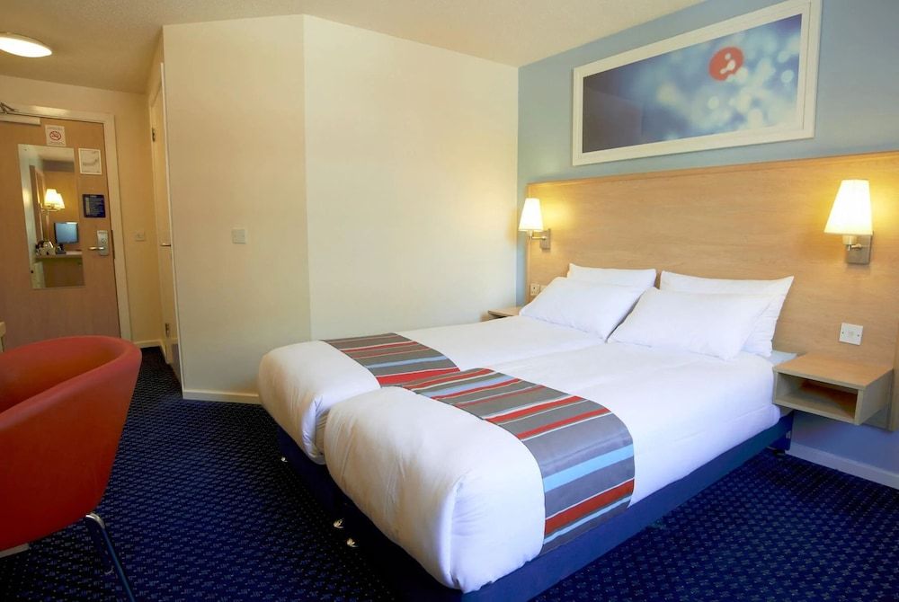 Travelodge London Docklands Twin Room