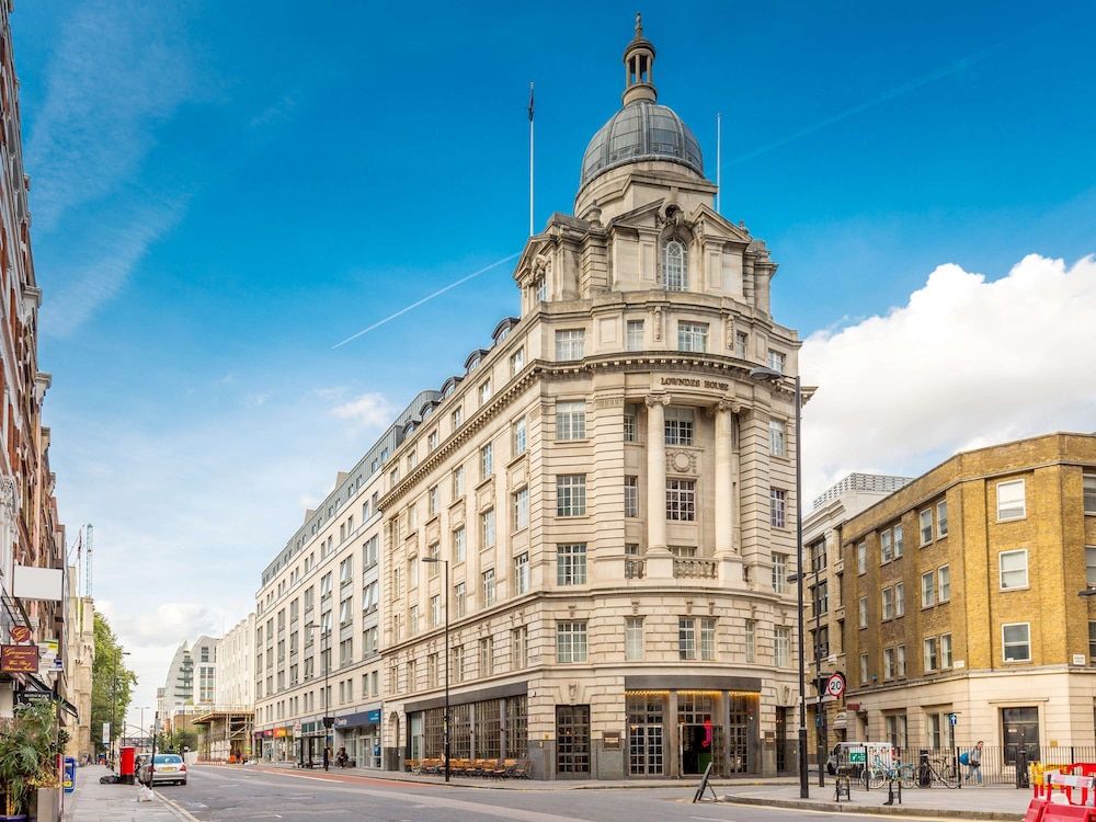 undefined Travelodge London Central City Road Hotel