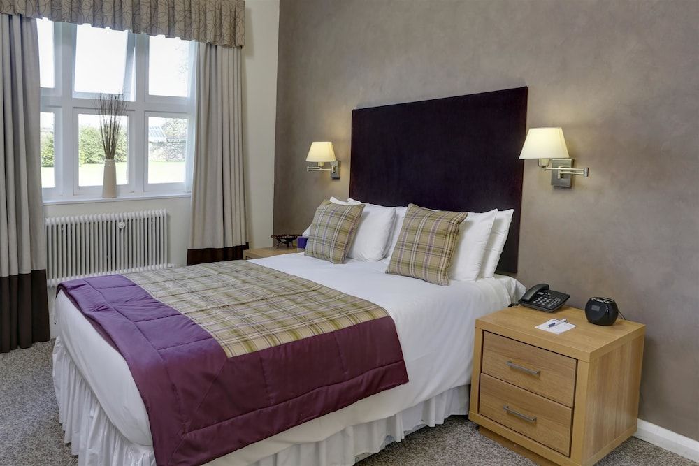 Walworth Castle Hotel, BW Signature Collection Standard Room, 2 Twin Beds, Non Smoking, Annex Building