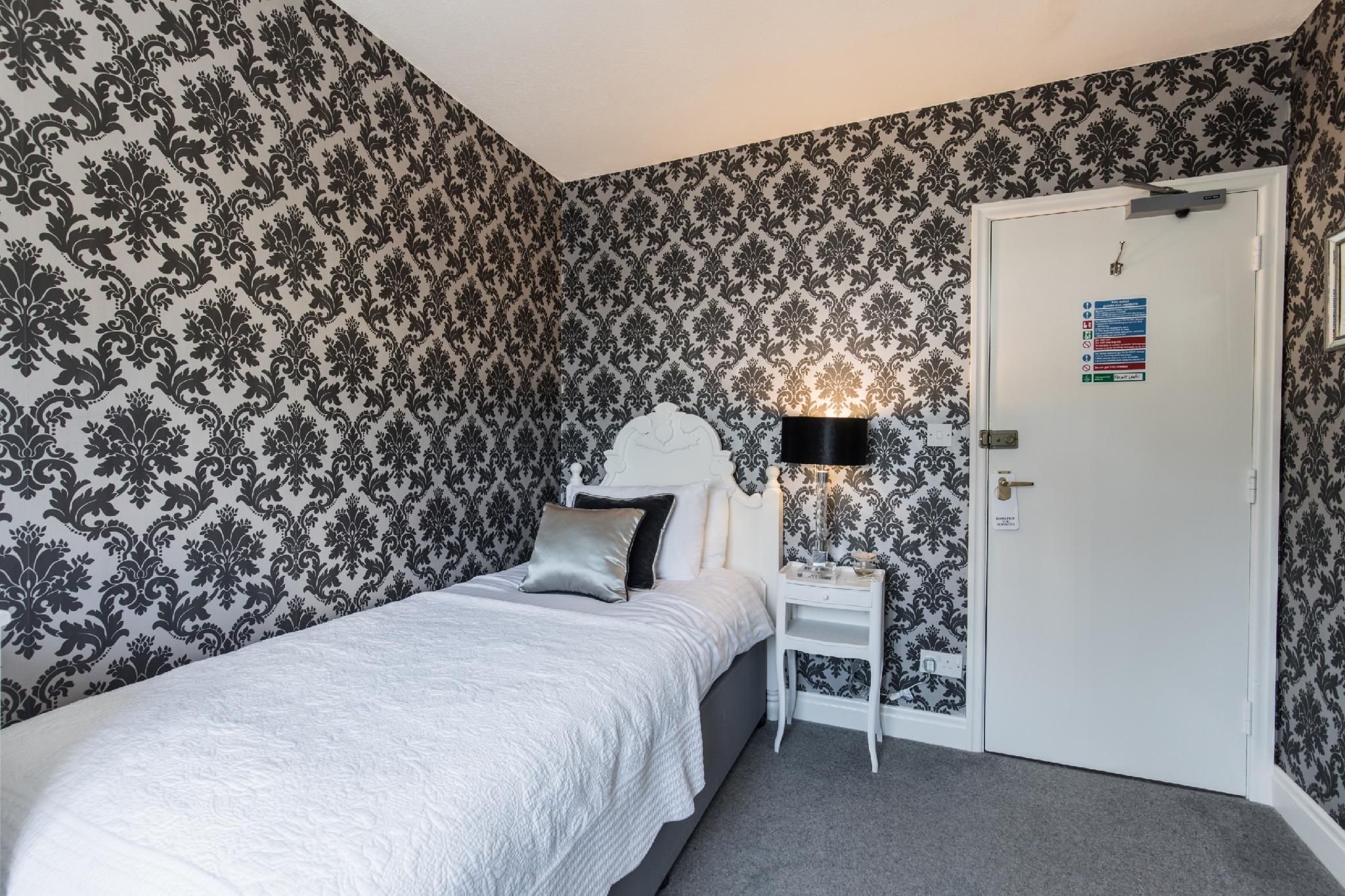 Single room-Ensuite with Shower-Room 4