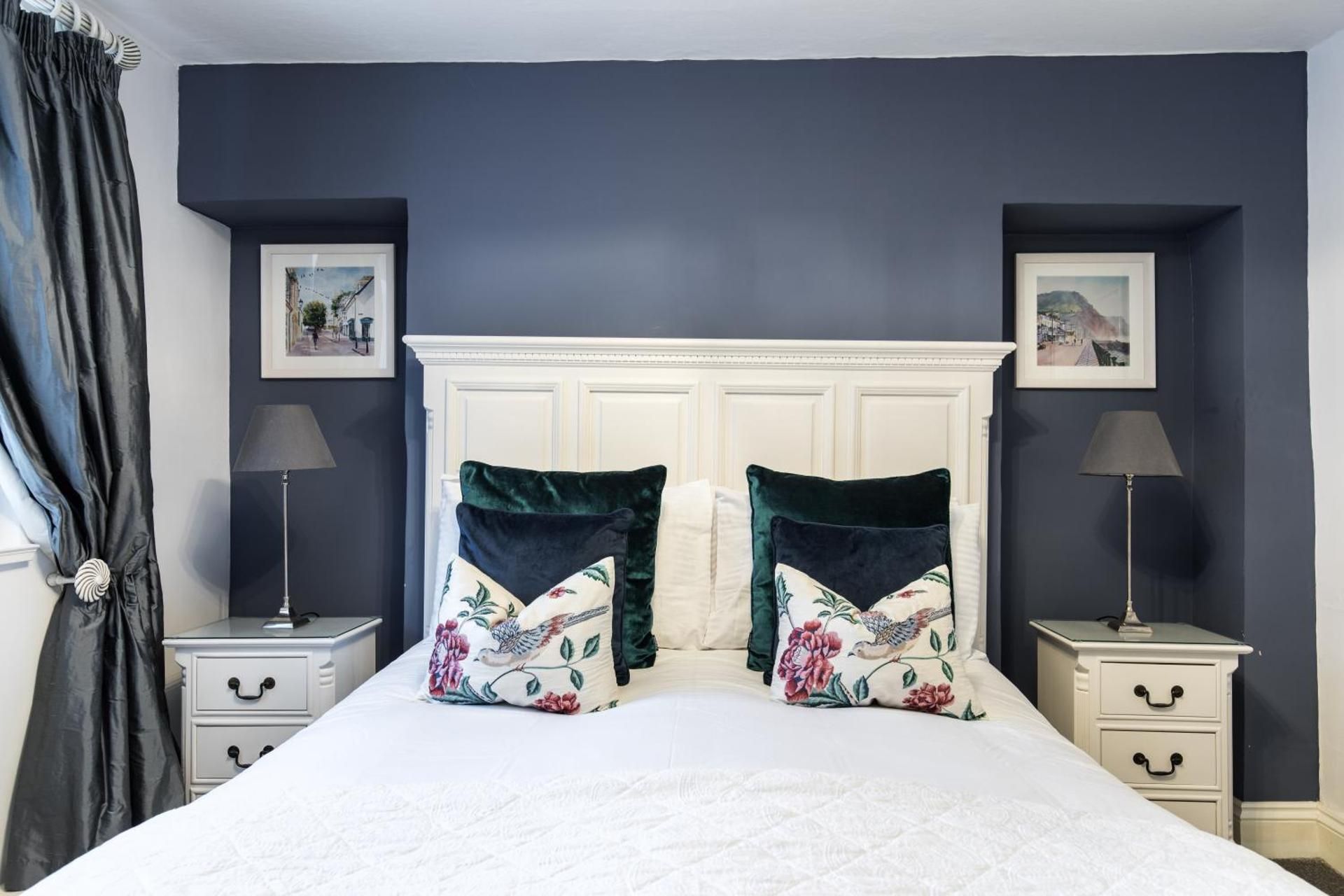 Double Room (Room 16)
