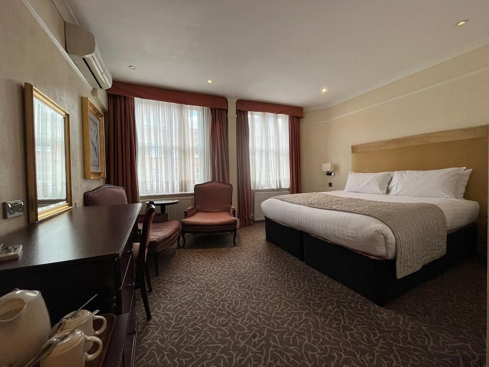 Hotel La Place Junior Suite, Ensuite 4