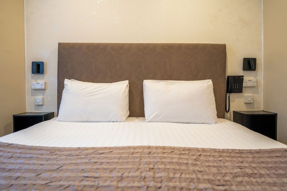 Hotel La Place King Size Double Room 3