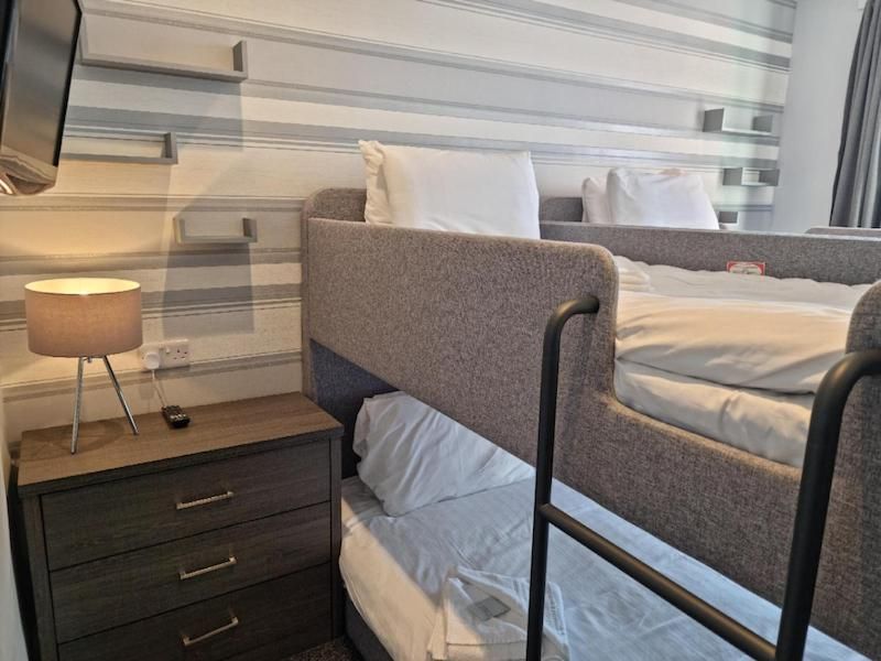 Family Room with Sea View