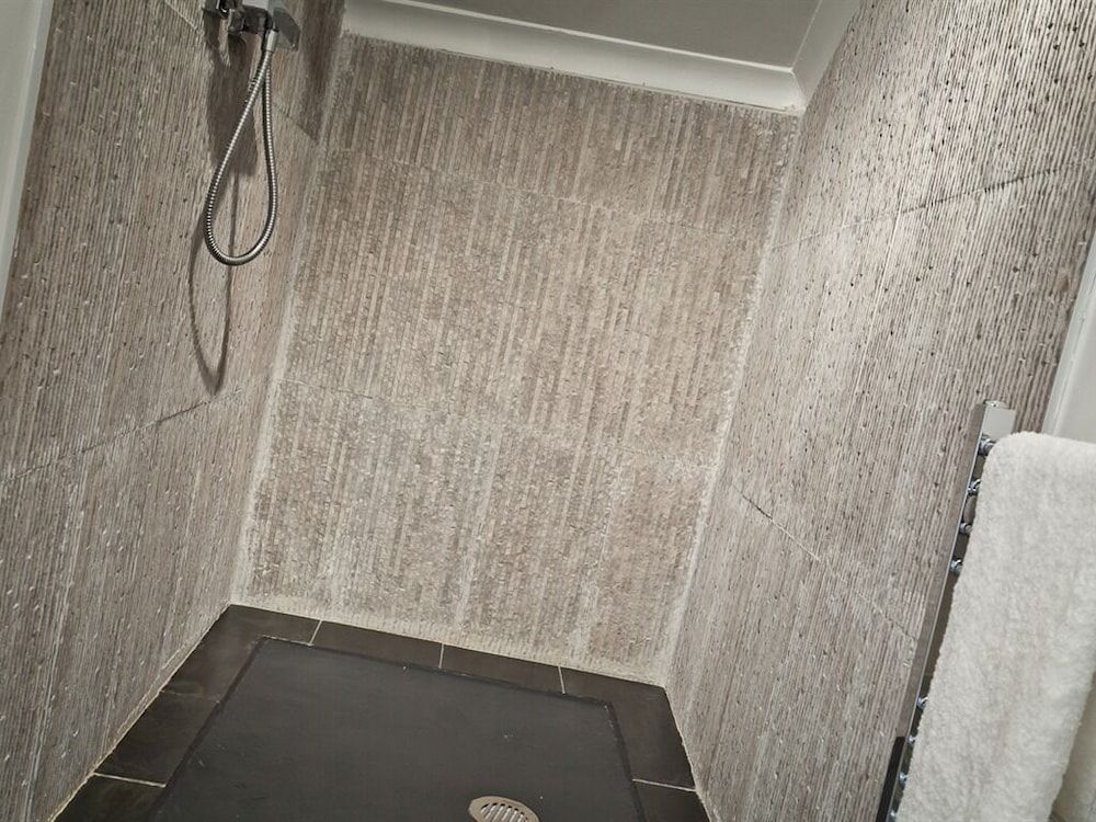 Littlebeck Warren Superior Double Room, Ensuite, Garden View (Slate) 4