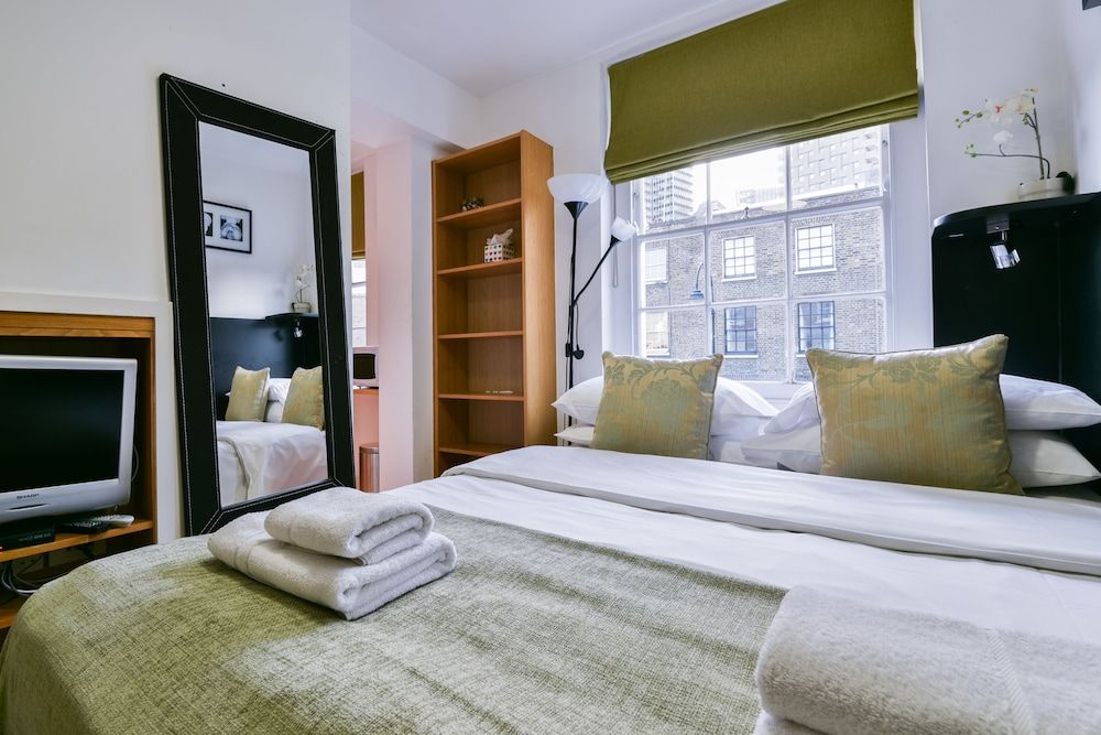 Studios 2 Let North Gower Standard Double Room 5