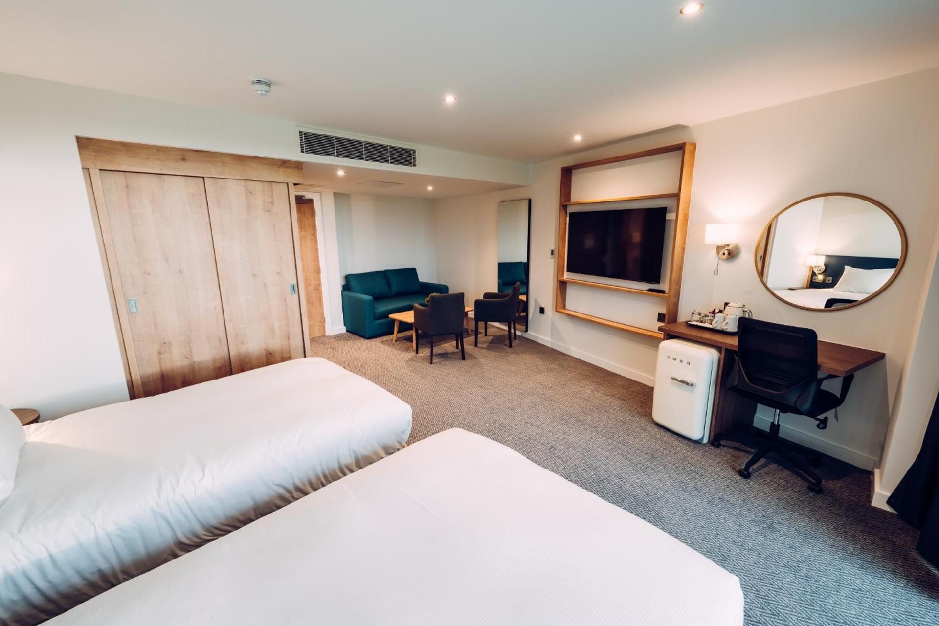 undefined Hilton Garden Inn at Emirates Old Trafford Manchester 6