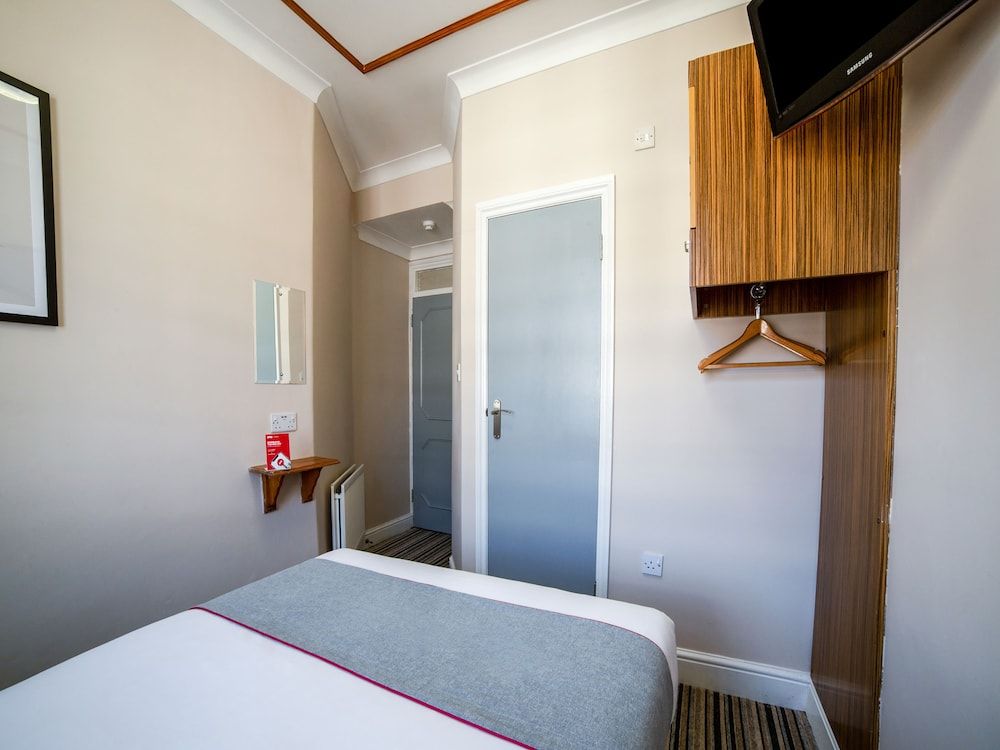 Vegas Hotel Standard Double Room 10