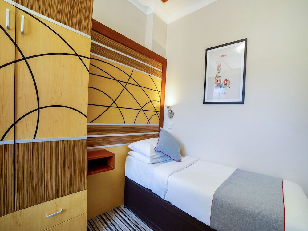 undefined Vegas Hotel 10