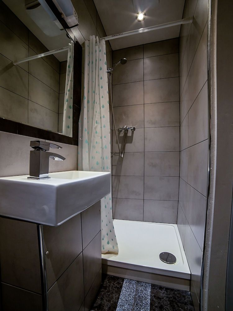 Vegas Hotel Standard Double Room 14