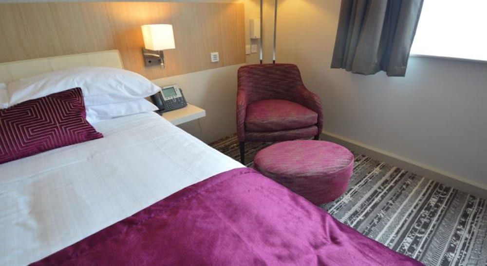 Lancaster Hotel Deluxe Double Room 3