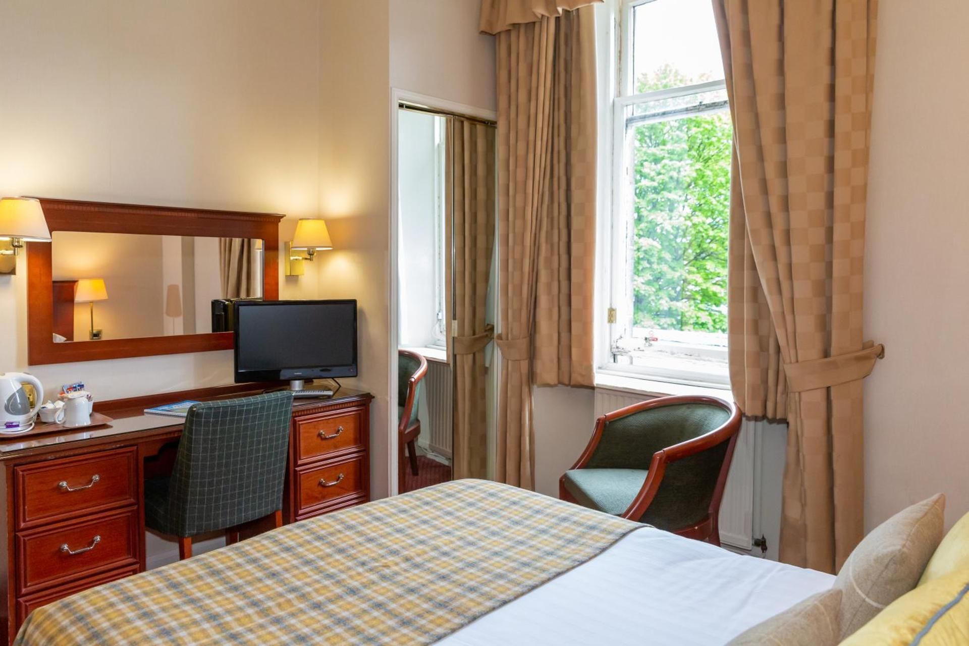 Superior Single Room