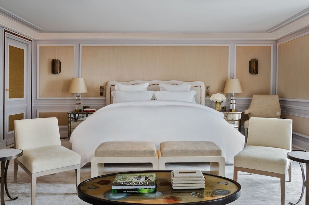 Suite Louis XV