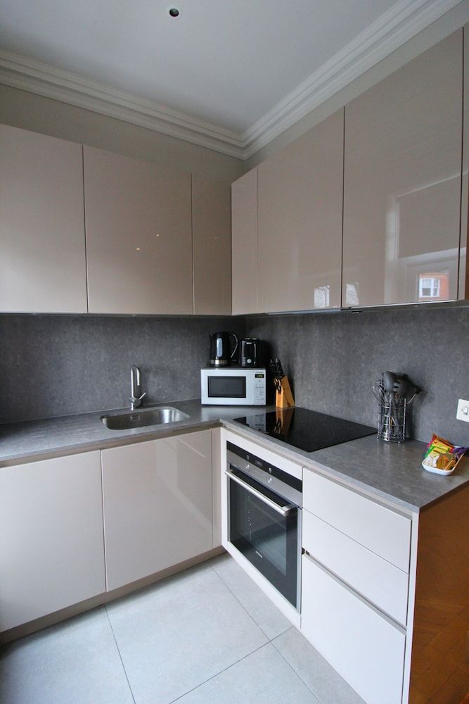 undefined Barons Court Apartments by Viridian Apartments 4