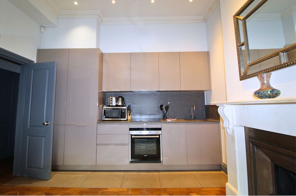 undefined Barons Court Apartments by Viridian Apartments 5