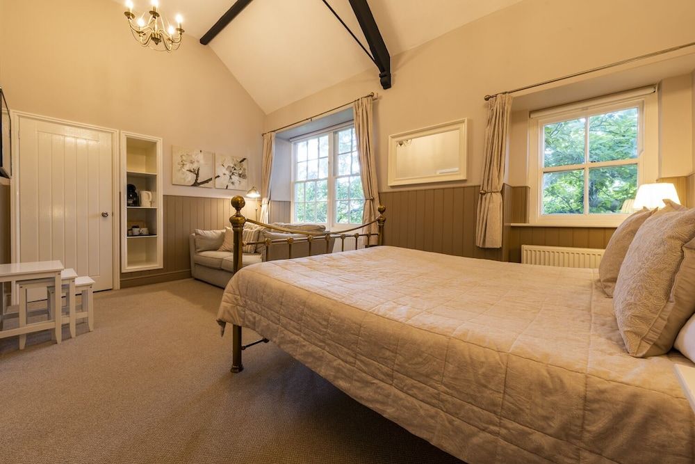 The Swan Hotel Executive Double Room (Room 8 1st Floor) 3