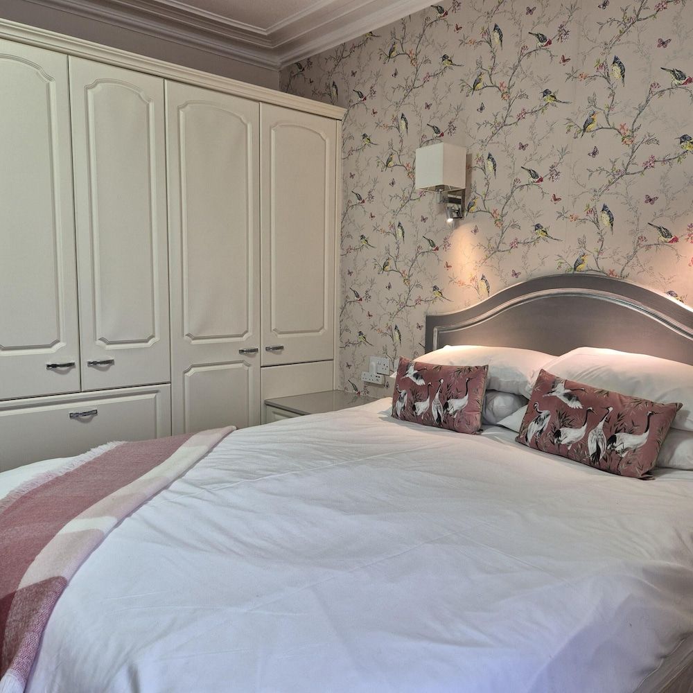 Kintrae B&B Double Room, Ensuite (Room 1) 2