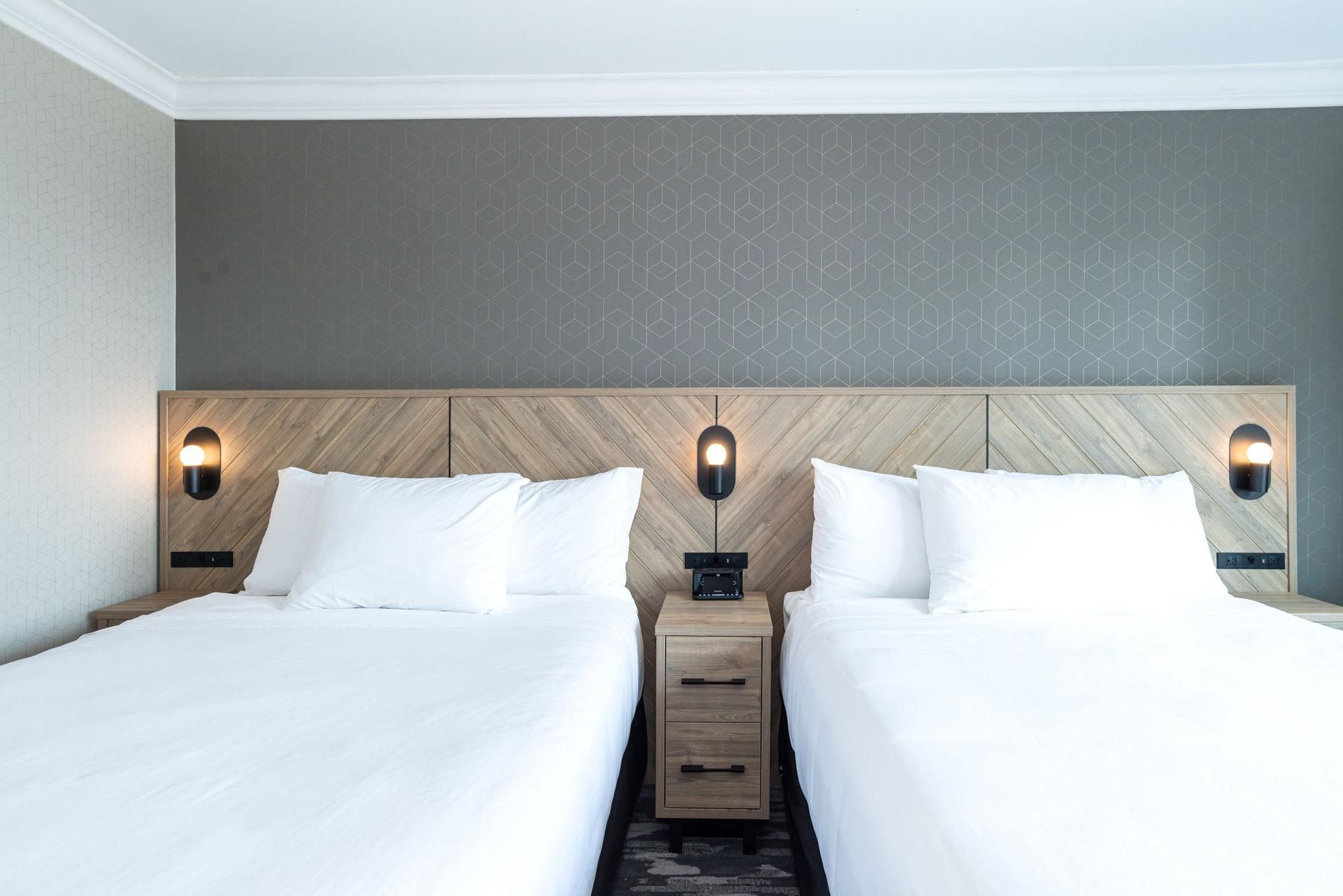 Standard Room, 2 Queen Beds, North Tower