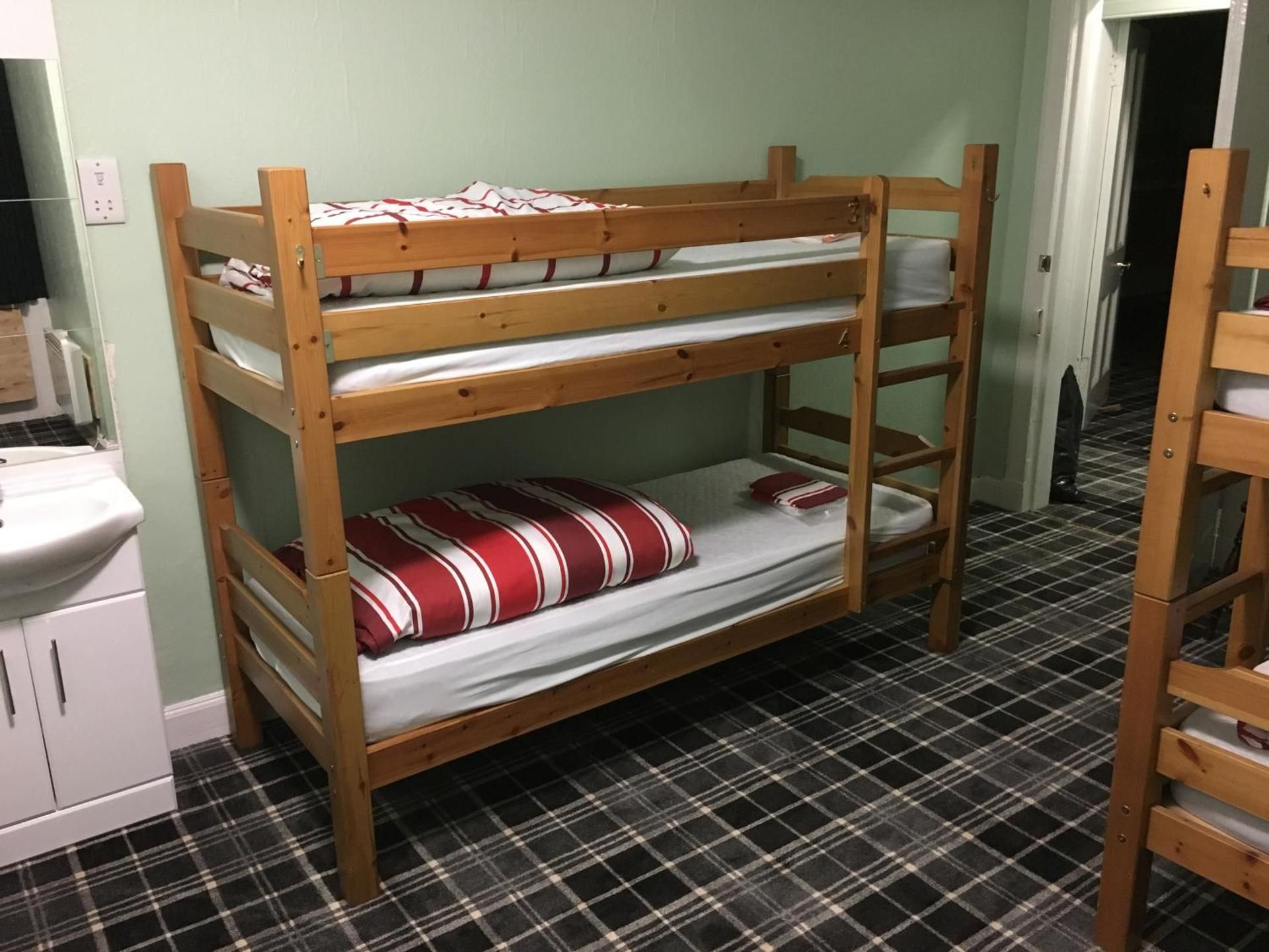Bed in 4-Bed Mixed Dormitory Room