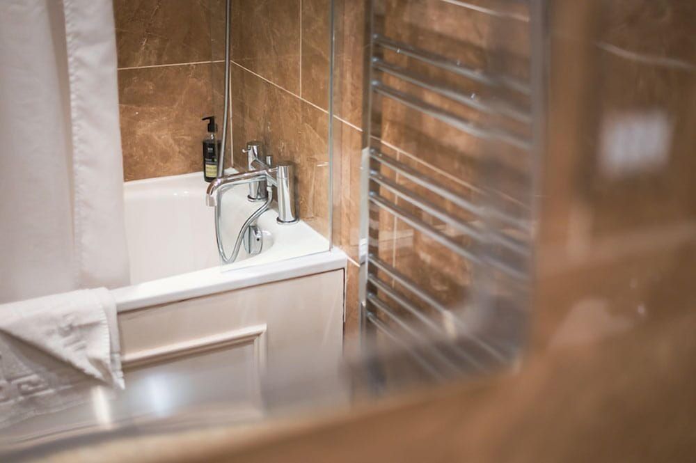 No 1 The Mansion Apartments by Mansley Family Apartment, 1 Bedroom, Kitchen 3