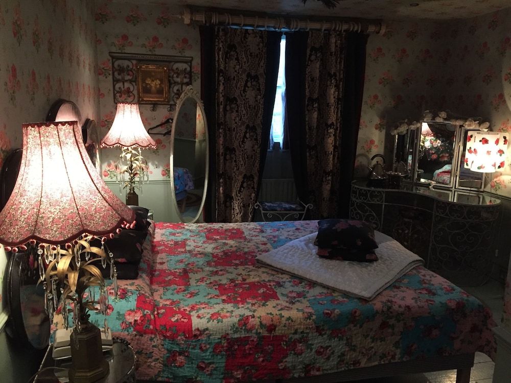 The Pavilion Hotel Double or Twin Room, Ensuite 8