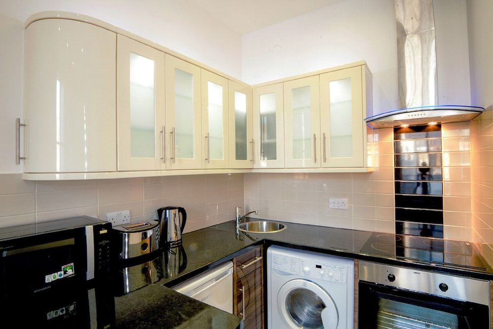 Oxbridge Apartments Studio 3