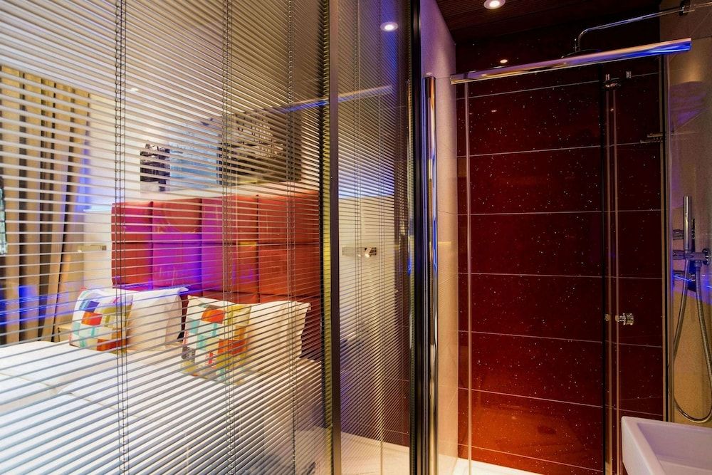 Henley House Hotel Double Room 7