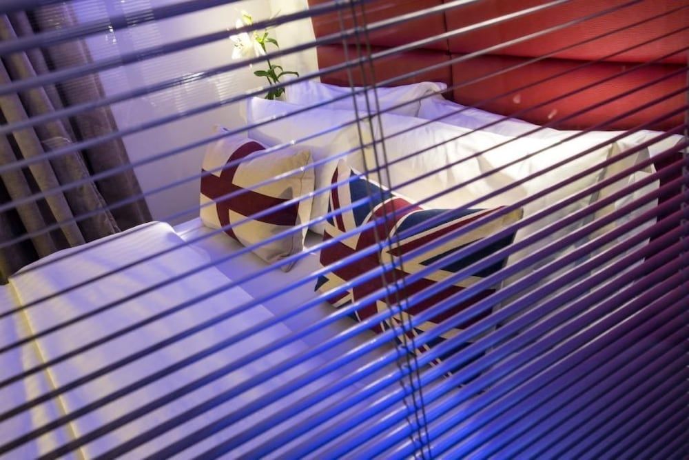 undefined Henley House Hotel 10