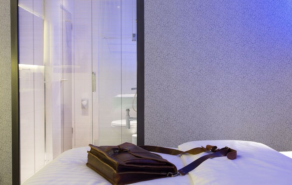 Henley House Hotel Single Room 2