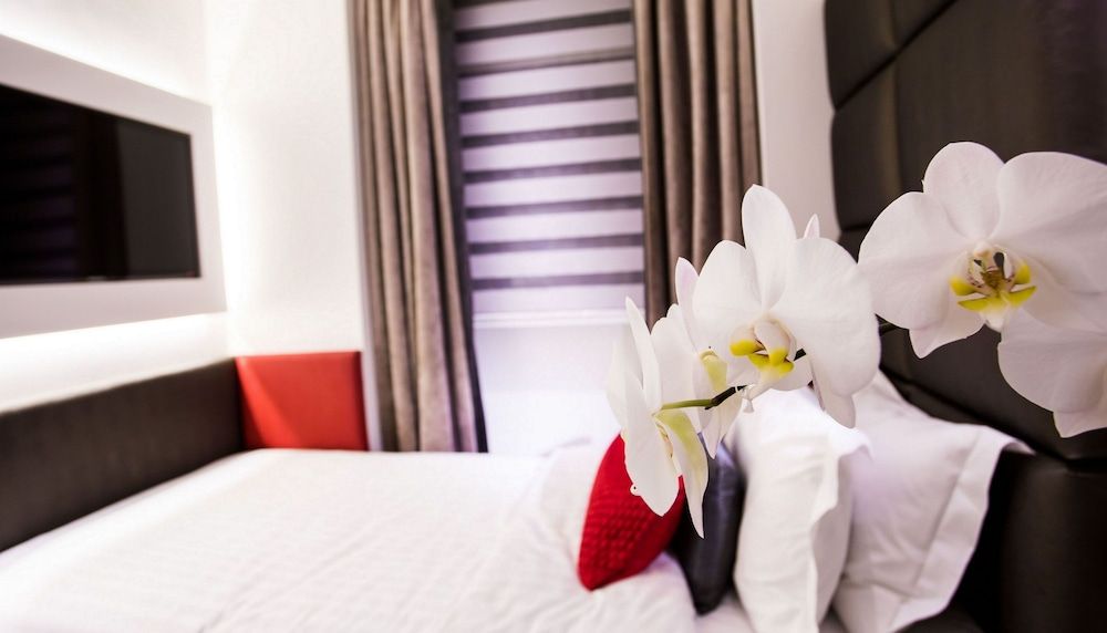 Henley House Hotel Single Room 9