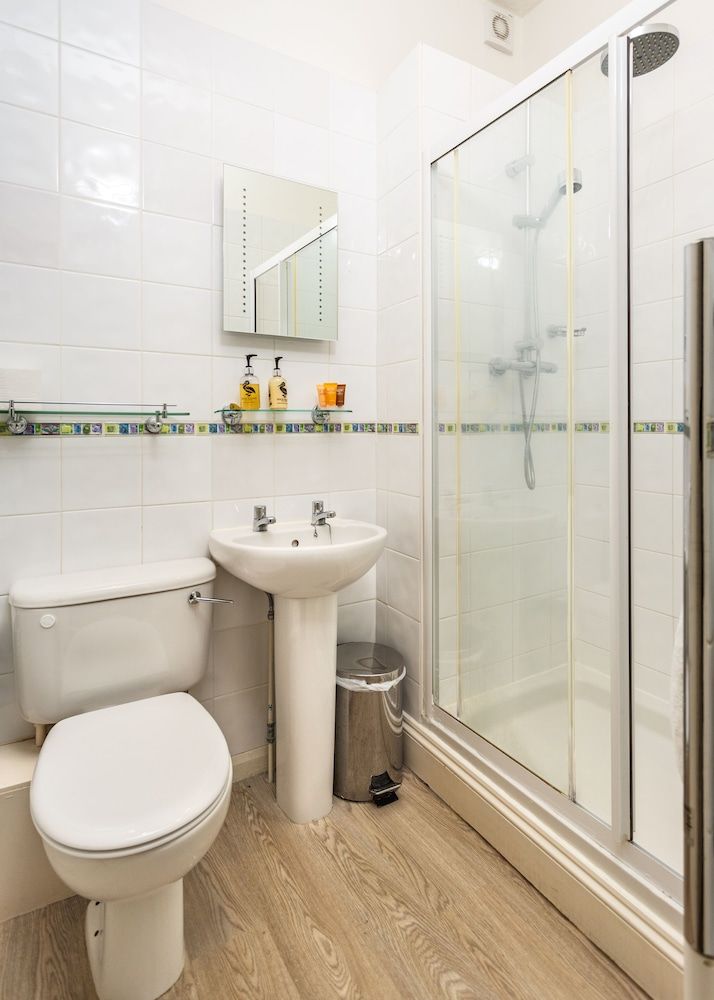 Inn In The Park Double Room, Ensuite 6