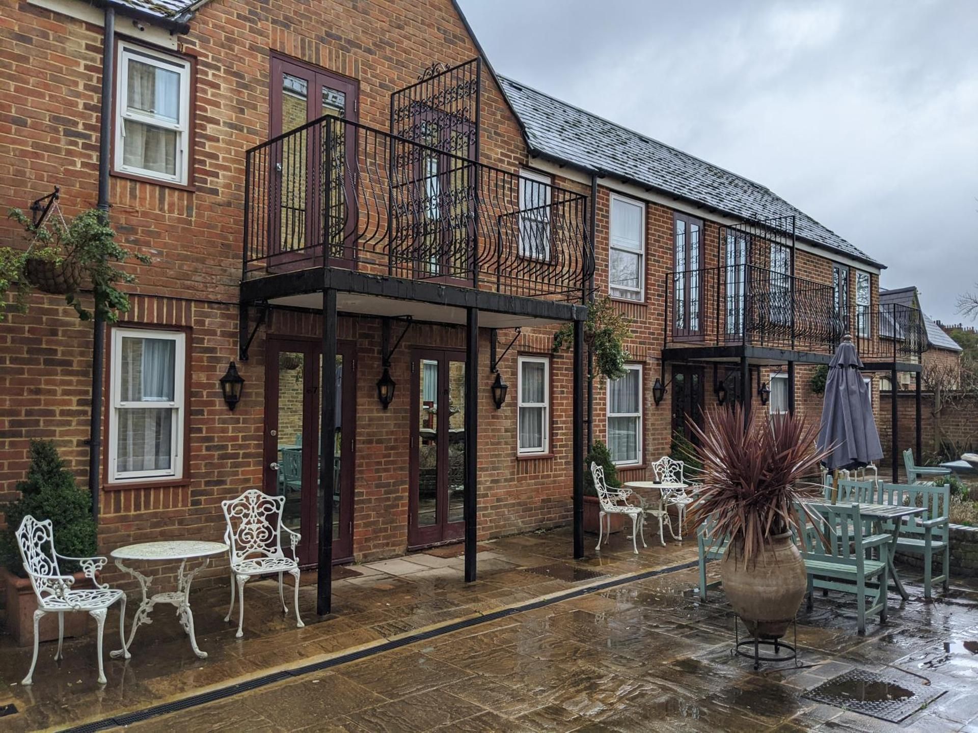 Cotswold Lodge Hotel