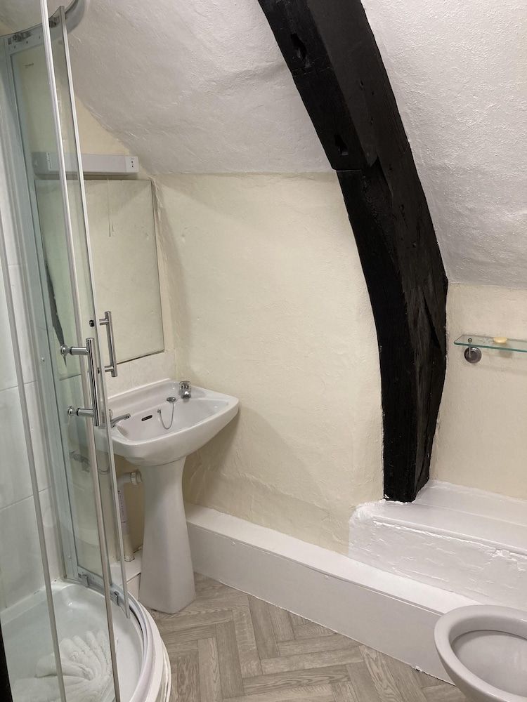 The Cridford Inn Standard Double Room, Ensuite, No Dogs 4