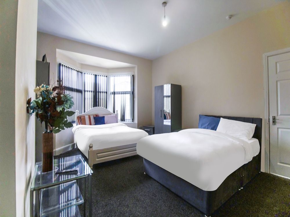 The Longlands Hotel Standard Twin Room, 2 Twin Beds 4