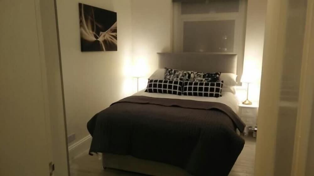 Luxury One Bedroom Apartment Second Floor
