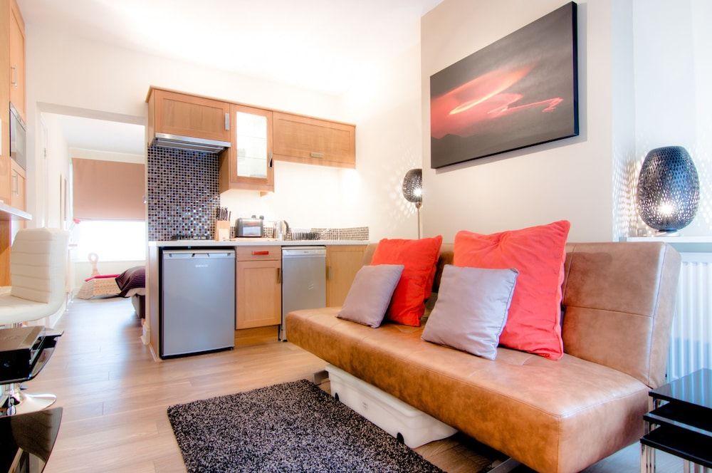 SHQ Apartments Classic One Bedroom Apartment Ground Floor 6