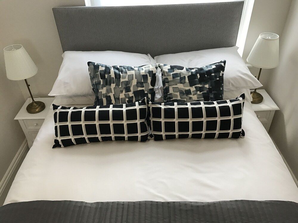 Luxury One Bedroom Apartment Second Floor