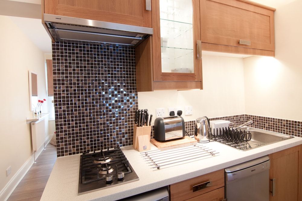 undefined SHQ Apartments 10