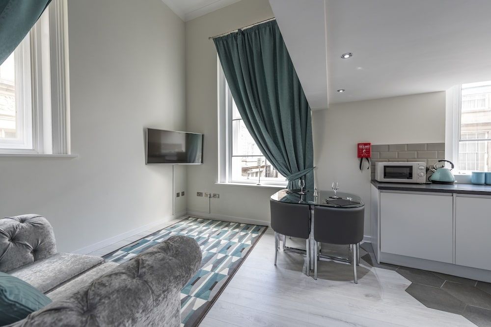 Union Bank Apartments Superior Apartment, 1 Bedroom 3