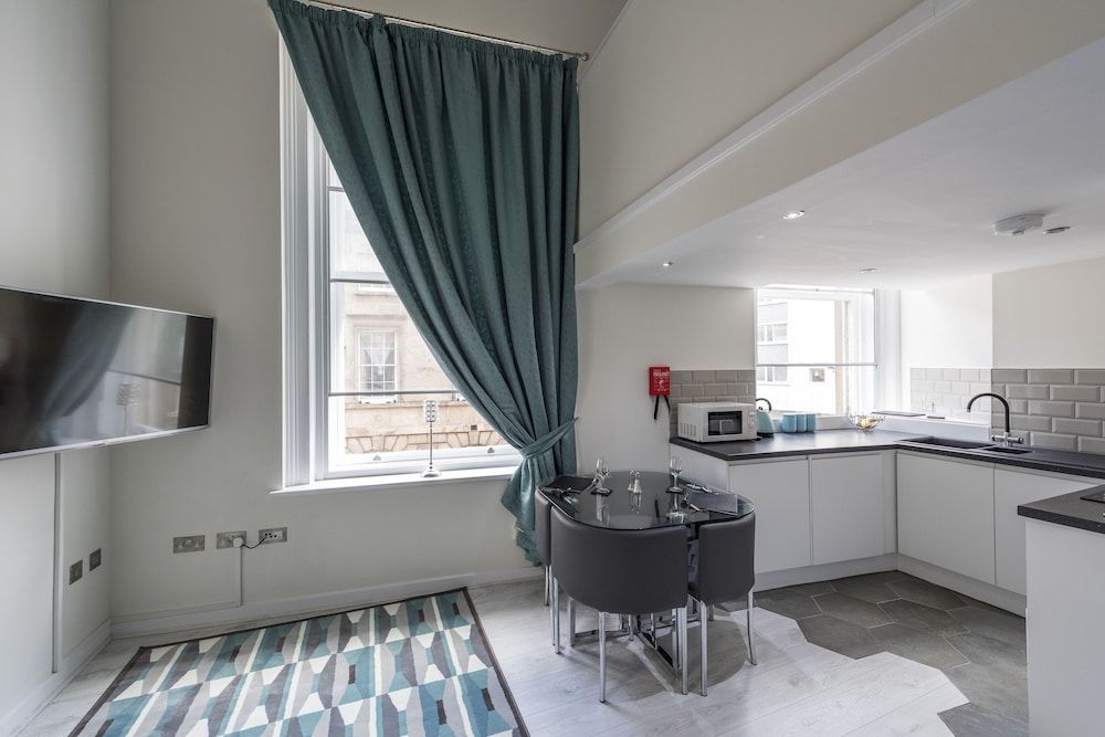 Union Bank Apartments Superior Apartment, 1 Bedroom 4