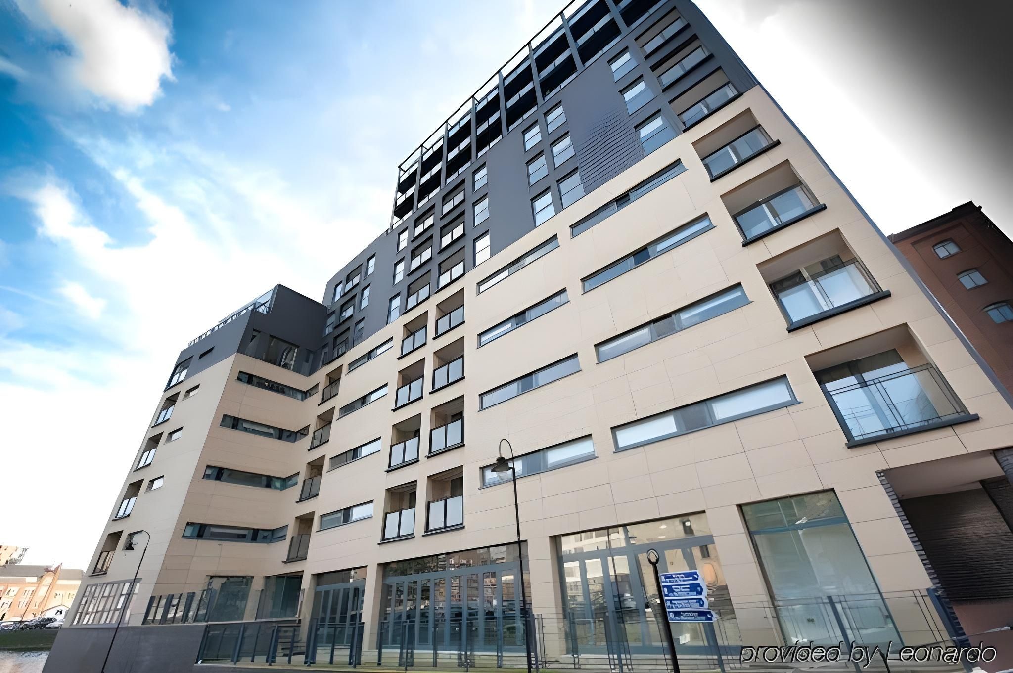 Cove Minshull Street