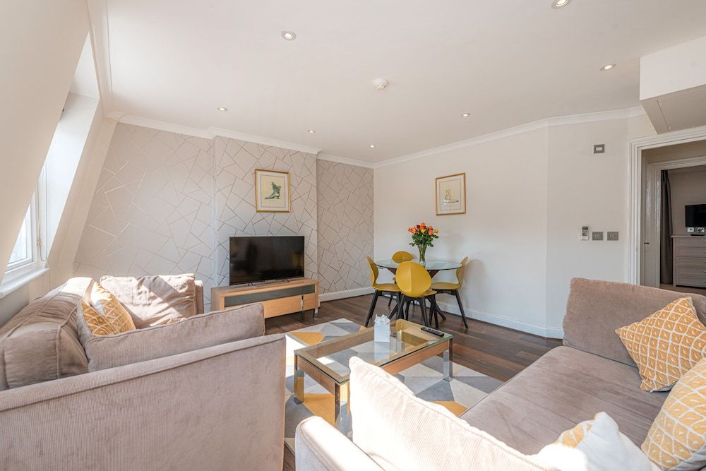 undefined Manson Place 3