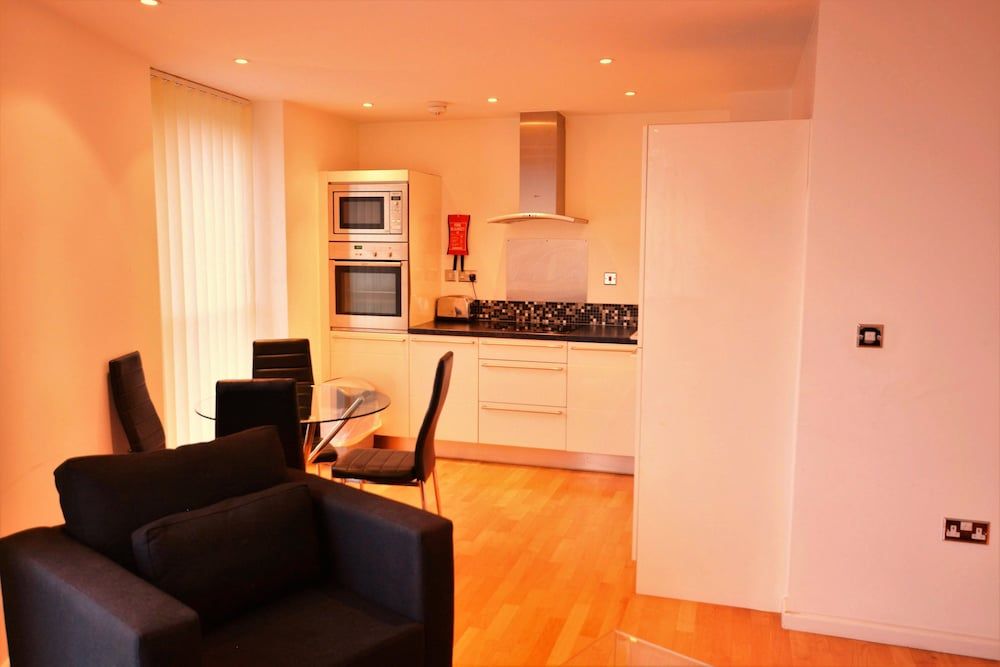 undefined Zen Apartments - City Airport London 6