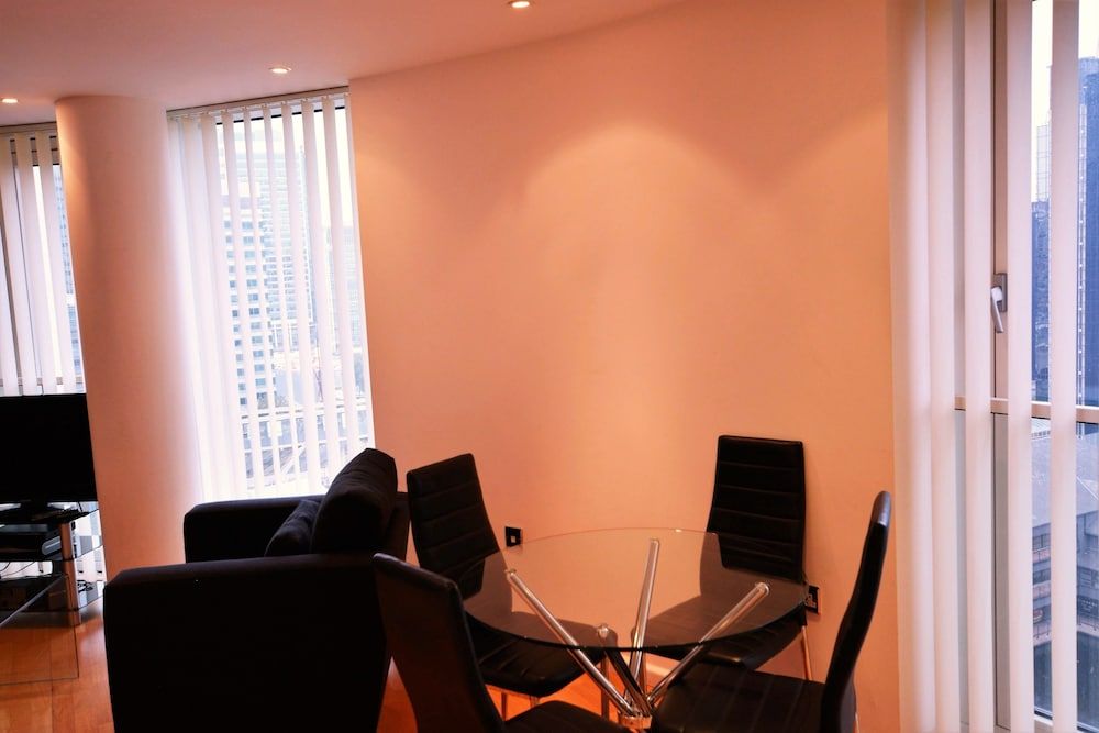 undefined Zen Apartments - City Airport London 7