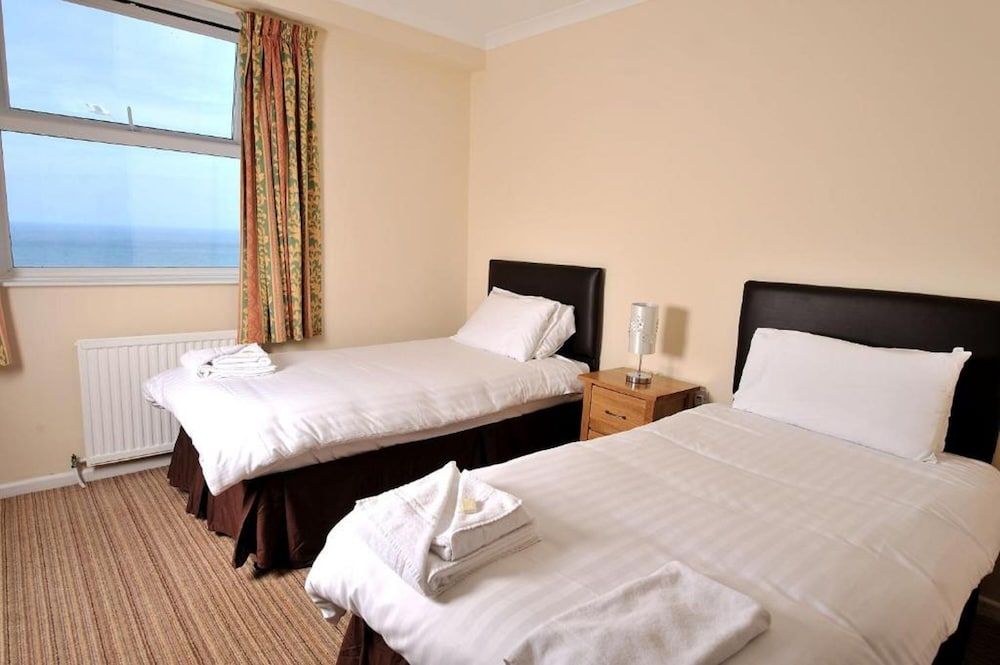 undefined Pentire Newquay Cornwall Hotel 3