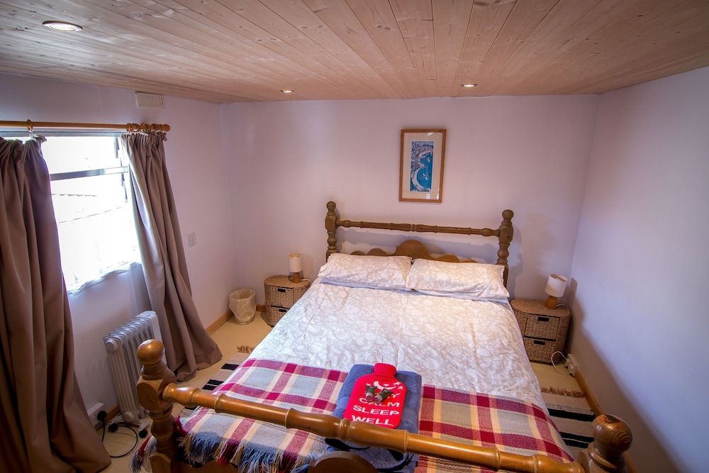 Cabin (upcycled static caravan)