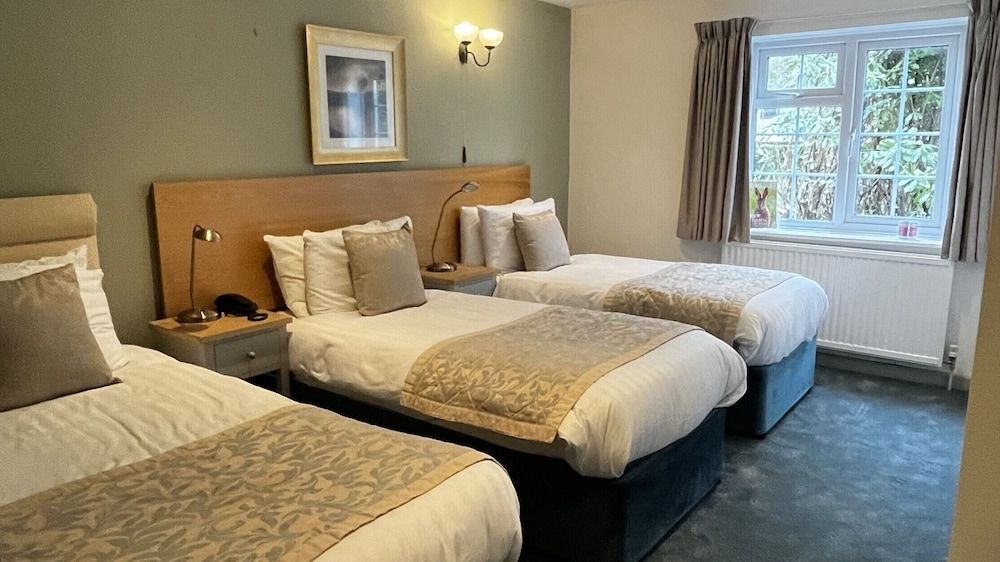 Pettifers Freehouse Hotel Classic Family Room